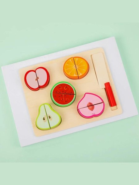 لعبة تقطيع الخضروات أو فواكة الخشبية